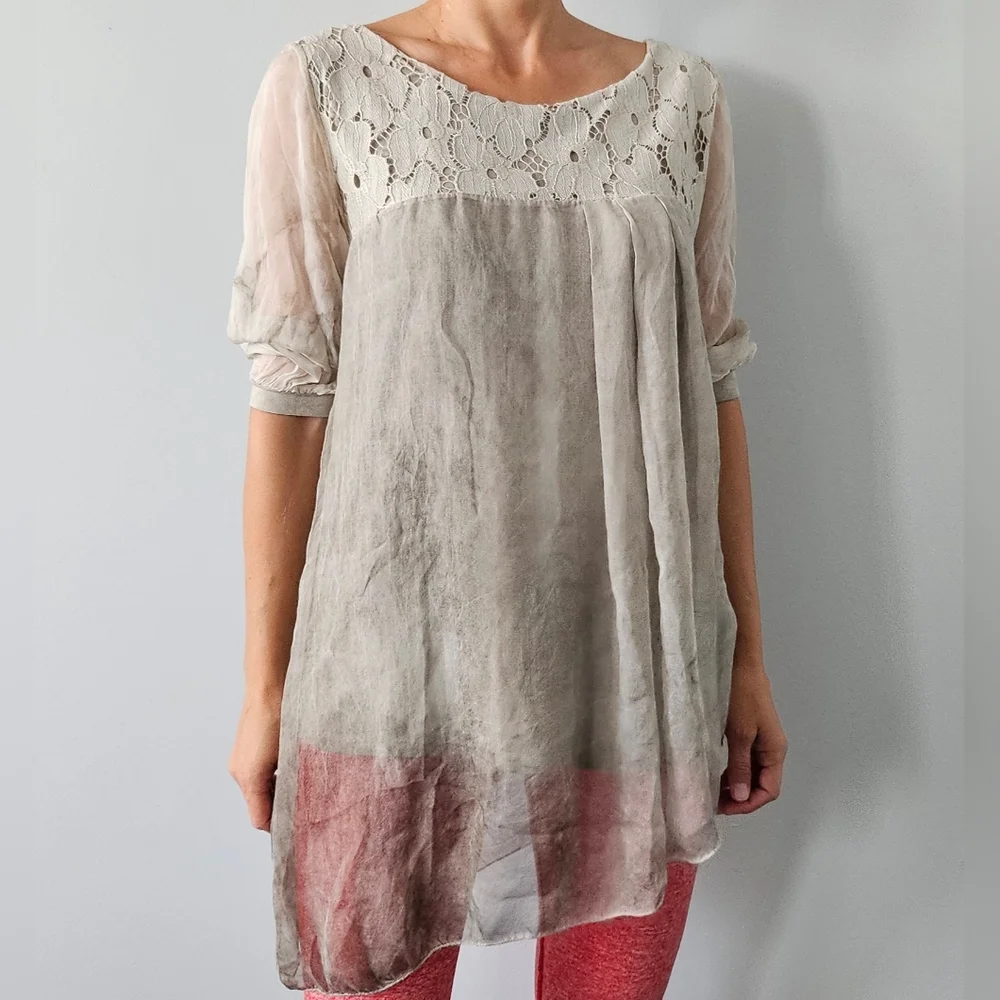 H Trend Italy 100% Silk Blouse Womens Medium Gray Whimsical Lace Floral Flowy - Picture 1 of 13